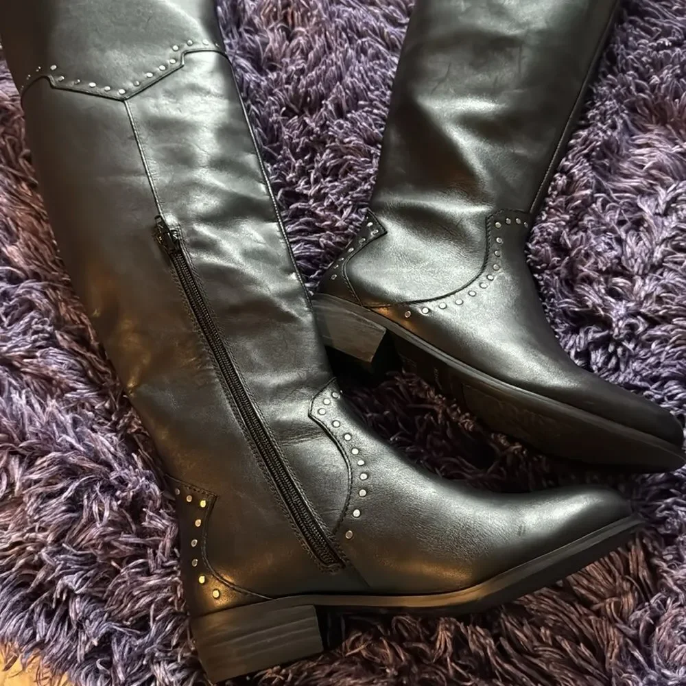 Aerosols West Side leather studded boots